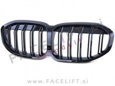 BMW 1 F40 19- ledvičke črne (sijaj)