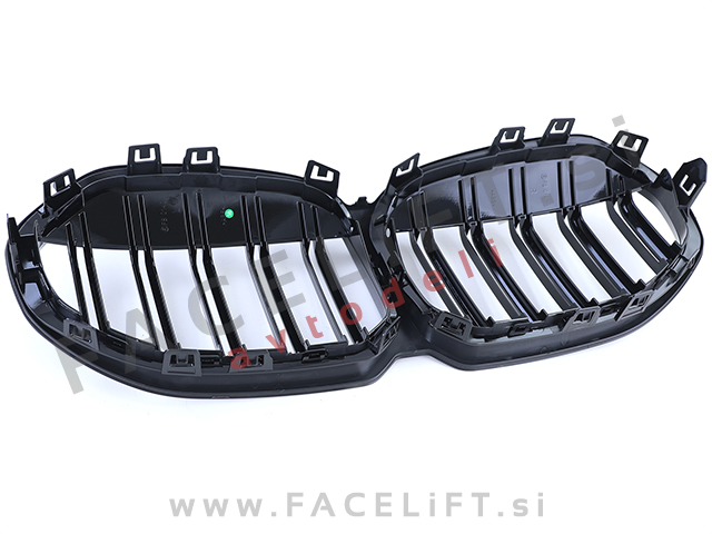 BMW 1 F40 19- ledvičke črne (sijaj)