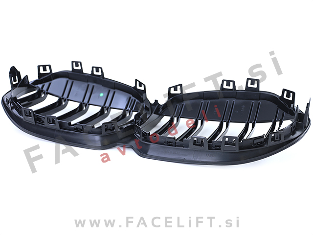 BMW 1 F40 19- ledvičke črne (sijaj)