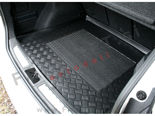 Mercedes E Karavan S212 09-13 korito prtljažnika