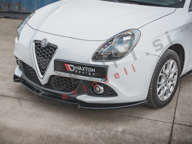 Alfa Romeo Giulietta 10-20 podaljšek sprednjega odbijača črni (sijaj)