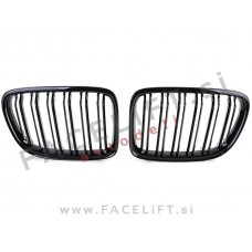 BMW X1 E84 09-15 ledvičke črne (sijaj) BMW X1 E84 09-15 ledvičke črne (sijaj)
