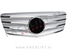 Mercedes E W211 06-09 maska srebrna kromirana sijaj
