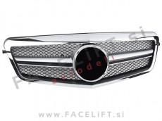 Mercedes E S212 W212 09-13 maska kromirana sijaj