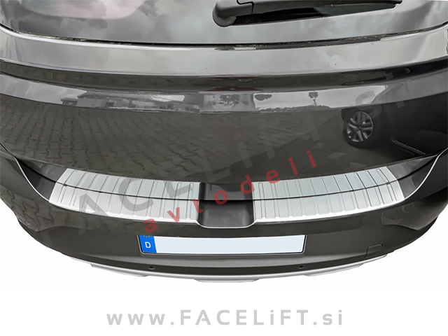 Zaščita zadnjega odbijača srebrna mat Dacia Sandero 21- Zaščita zadnjega odbijača srebrna mat Dacia Sandero 21-