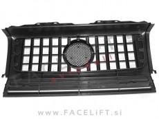 Maska črna kromirana sijaj Mercedes G W463 90-12