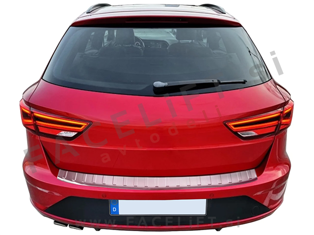 Zaščita zadnjega odbijača srebrna mat Seat Leon ST Karavan 5F 12-20