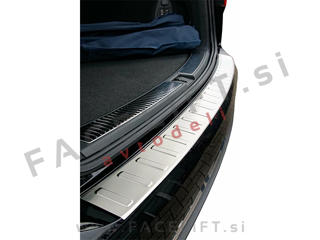 Zaščita zadnjega odbijača srebrna mat VW Touareg 18-