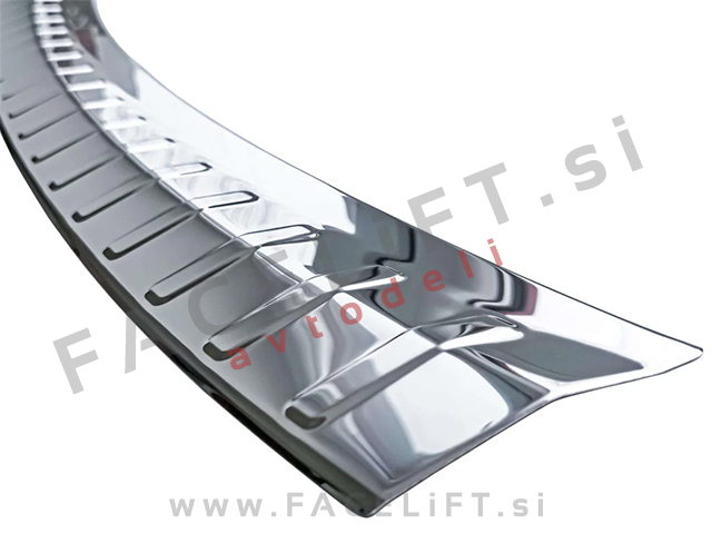 Zaščita zadnjega odbijača kromirana Škoda Octavia Karavan 20-24