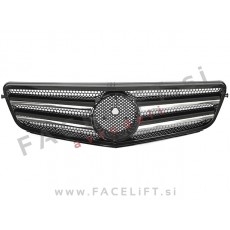 Maska črna sijaj kromirana Mercedes C S204 W204 07-14
