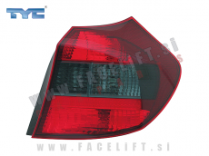 BMW 1 / E81 E87 (04-06) / zadnja luč / desna BMW 1 / E81 E87 (04-06) / zadnja luč / desna