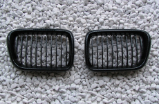 BMW 3 / E36 / karbon ledvičke / facelift modeli BMW 3 / E36 / karbon ledvičke / facelift modeli