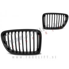 BMW X1 E84 09-15 ledvičke črne (mat) BMW X1 E84 09-15 ledvičke črne (mat)