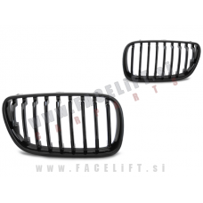 BMW X3 / E83 (06-10) / ledvičke / črne (sijaj) BMW X3 / E83 (06-10) / ledvičke / črne (sijaj)