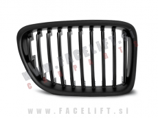 BMW X1 E84 09-15 ledvičke črne (mat) BMW X1 E84 09-15 ledvičke črne (mat)