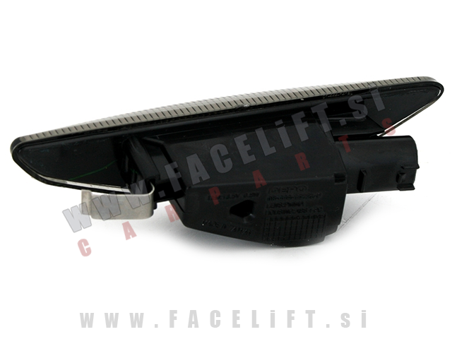 BMW X5 E70 06-13 bočni LED smerniki zatemnjeni smoke