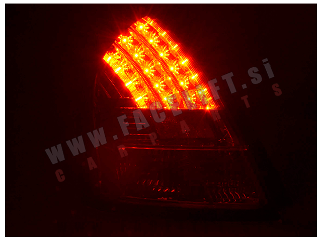 Suzuki Swift / SG (05-10) / zadnje LED luči