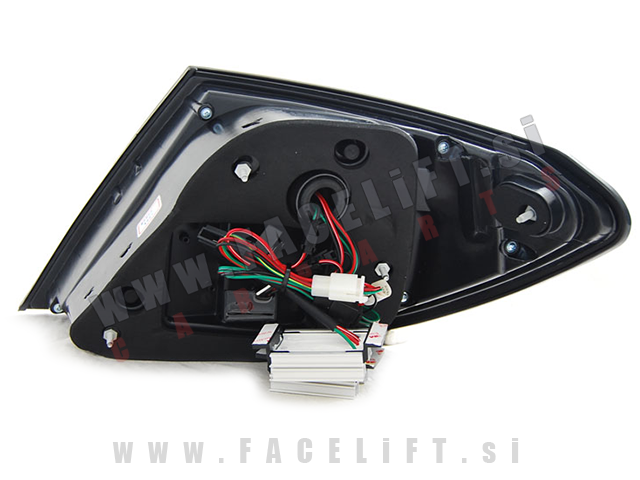 Mercedes C / W204 Limuzina (07-11) / zadnje LED luči Mercedes C / W204 Limuzina (07-11) / zadnje LED luči